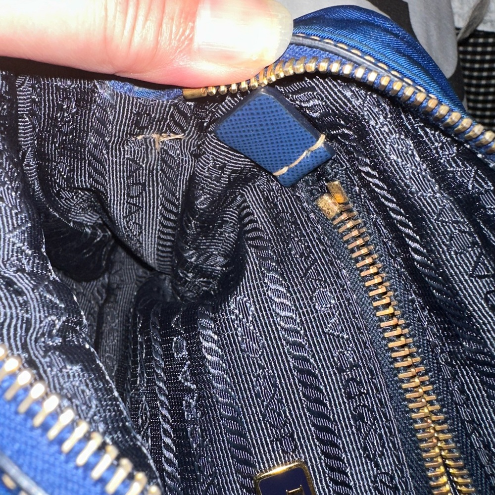 Prada Front Pocket Camera Bag Tessuto Small Dark Blue Authentic GUC - Picture 9 of 15
